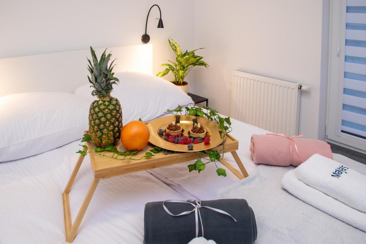 Maya'S Flats & Resorts 49 - Spacious 3 Rooms Apartment In Szafarnia Gdansk Exterior foto